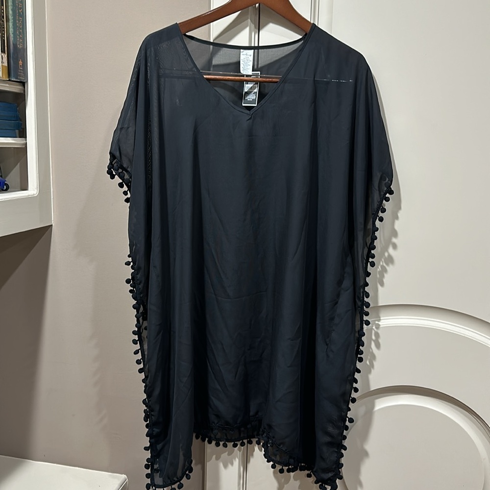 WEST LOOP  BEACH COVER UP ONE SIZE FITS MOST NWT